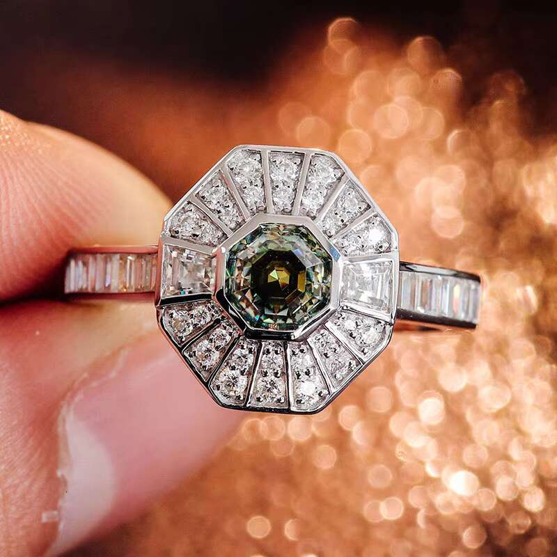 Custom Asscher Cut Green Molissanite Ring DEF VVS Round Moissanite Engagement Ring Fine Jewelry Gemstone 14k Gold Ring