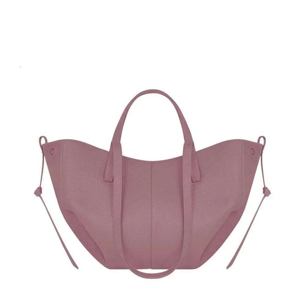 2025 Hot Advanced Atmospheric Wings Female Niche Large Capacity Commuter Shoulder Light Luxury Tote Bag