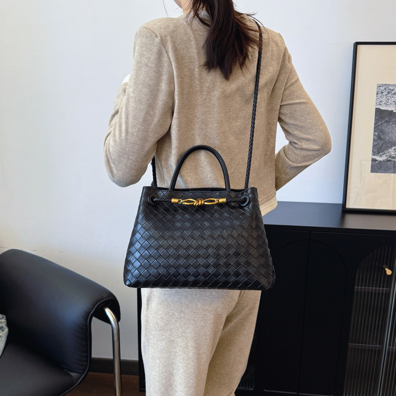 Designer Bag Cross-border Large Capacity Designer Handbag Bag For Women 2025 Woven Bag Commuter Versatile Luxury Handbag Fashion Casual Shoulder Cross