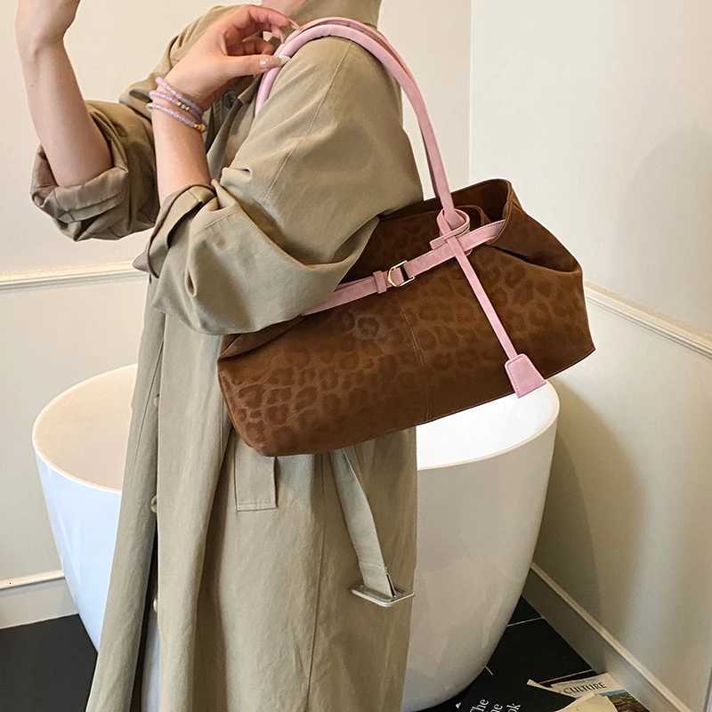 Autumn Winter Ladys Handbag Vintage Shoulder Bag with Short Handle Women Leopard Pattern PU Leather Bag Luxury Brand Tote Bags K251110