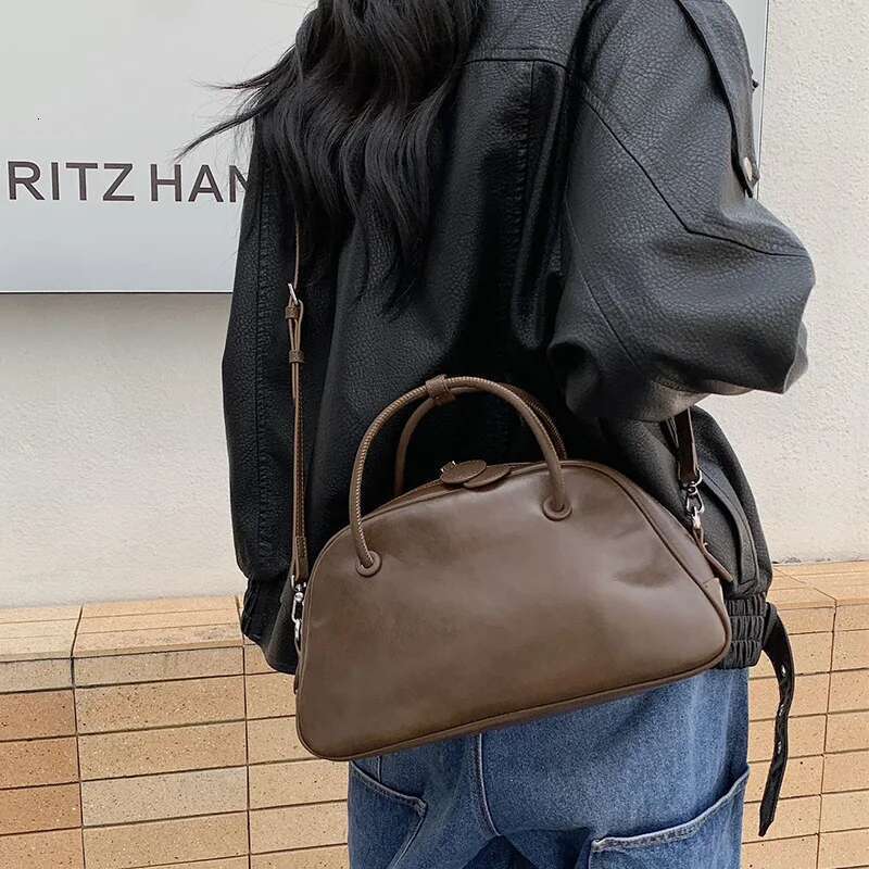 Motingsome Retro 100% Calfskin Women Designer Bag Natural Plant-Tanned Leather Cowhide Satchel Lady Pillow 2025 New