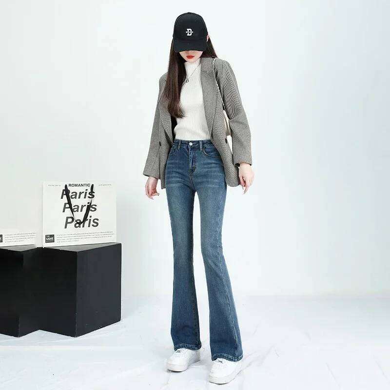 2025 Winter Fleece Women's Flare Retro Slim High Waist Elastic Cotton Thick Warm Denim Pants Fashion Korean Female Clothes