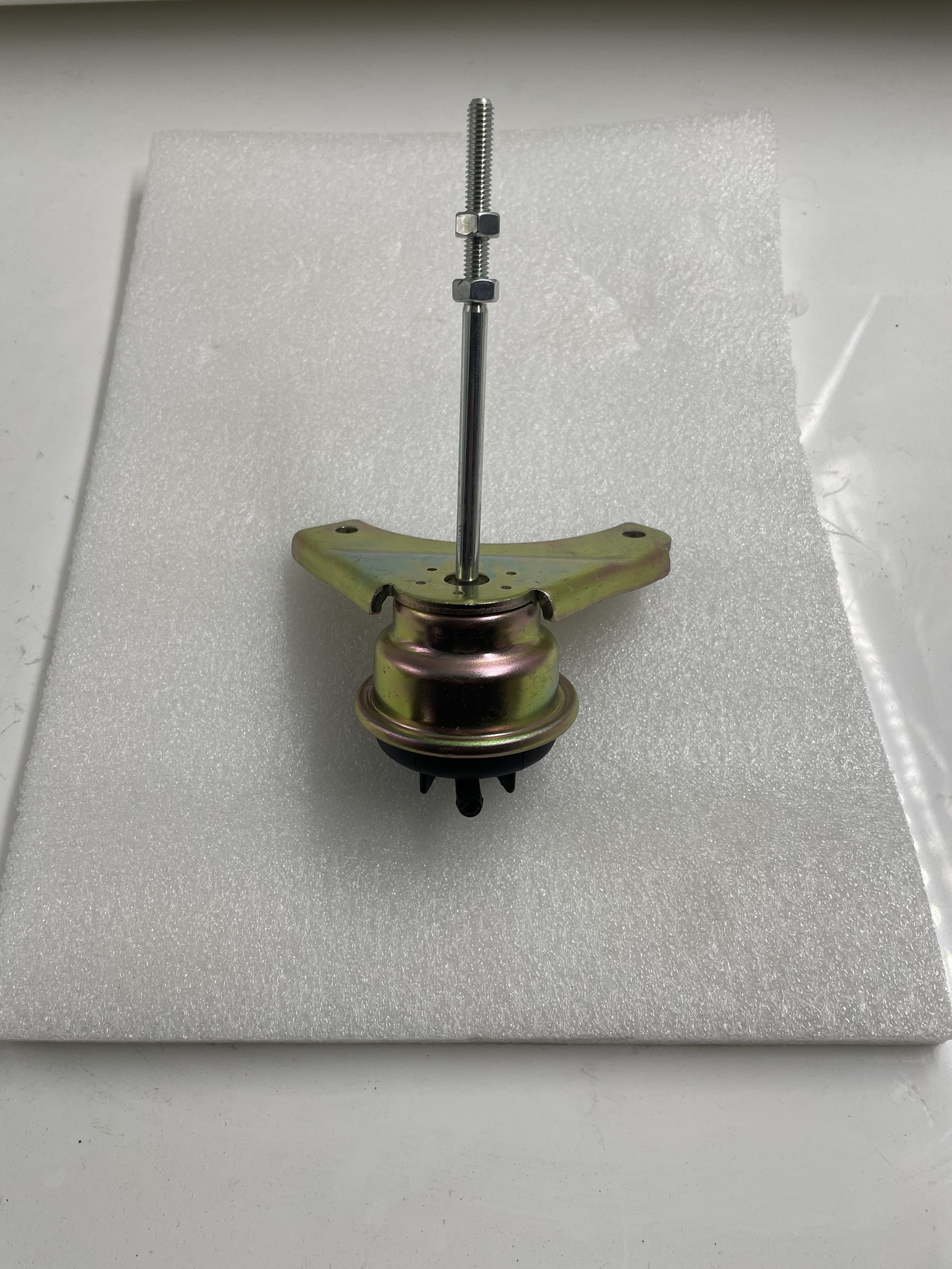 Turbo Wastegate Actuator for K03 Turbochargers . Part No . : 53039700055 , 4432306 ,7701473757 14411-00QAD