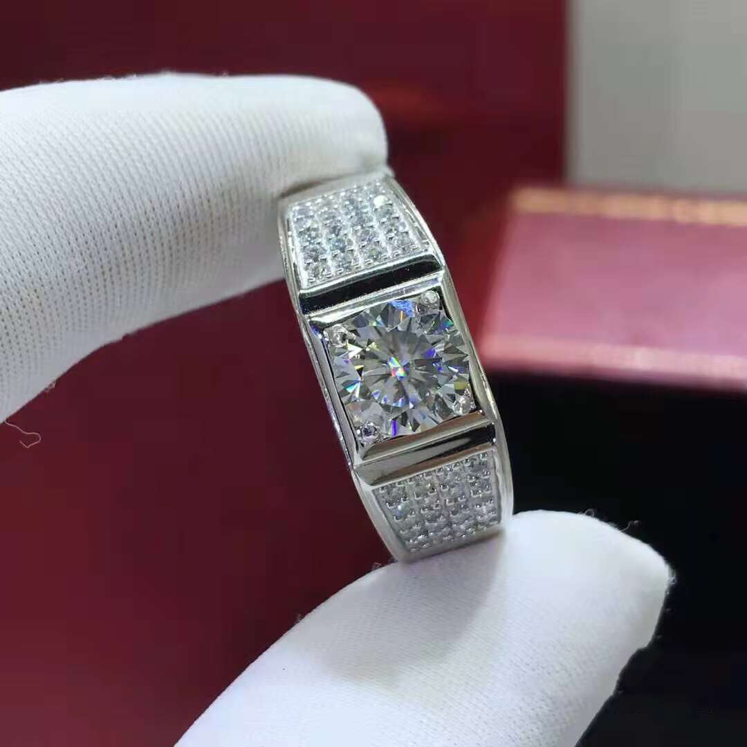 Gropshipping Elegant VVS Moissanite Round Diamond Custom 1ct Ring Sets Fashion Jewelry 925 Silver for Men