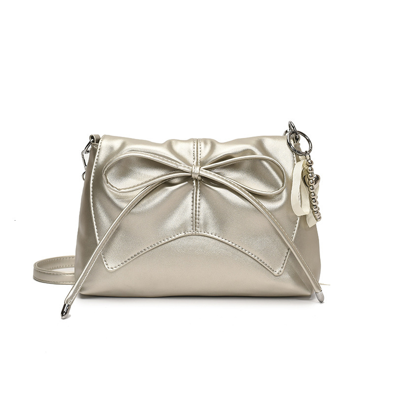 Designer Bag Large Capacity Shoulder Fashionable And Versatile Commuter Diagonal Cross Bag Shoulder Bag Crossbody Bag Messenger Bag