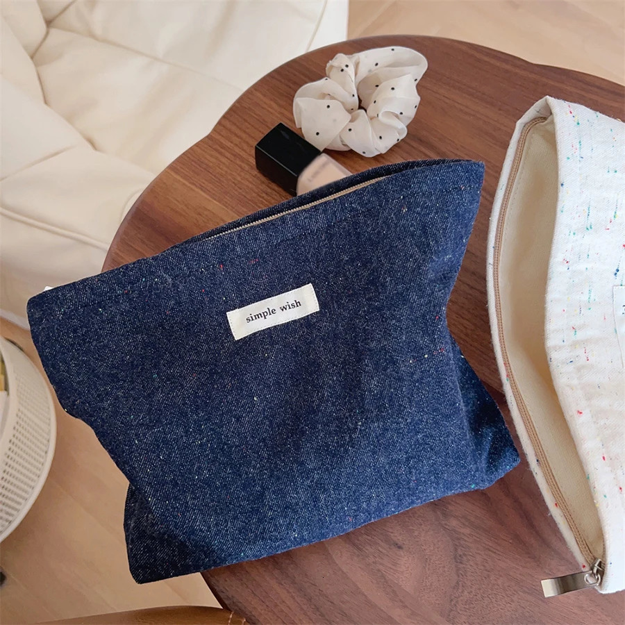 womens makeup bag portable travel toiletry bag large capacity cosmetics change storage bag commuter clutch 251110