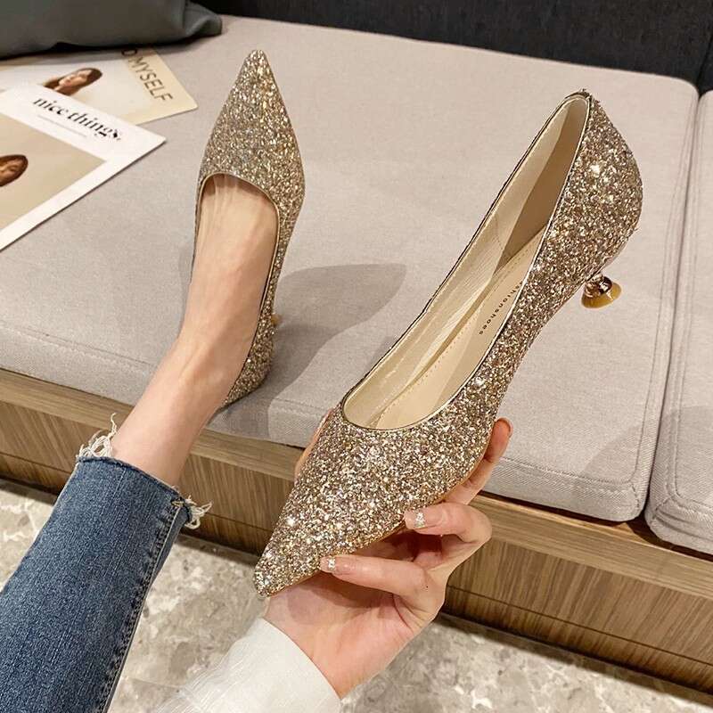 Woman Sandals Temperament Shallow Mouth Large Women S Autumn New Low Heel End Single Shoes With Sparkling Pointed Points Not Exhausting Feet High Heel