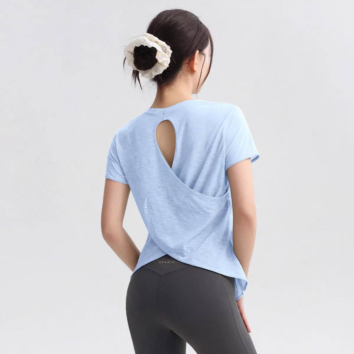 Women's Tight Sports Quick Dry Short Sleeve Yoga Pilates Fitting Fitness Back Hollow Out Running T-shirt