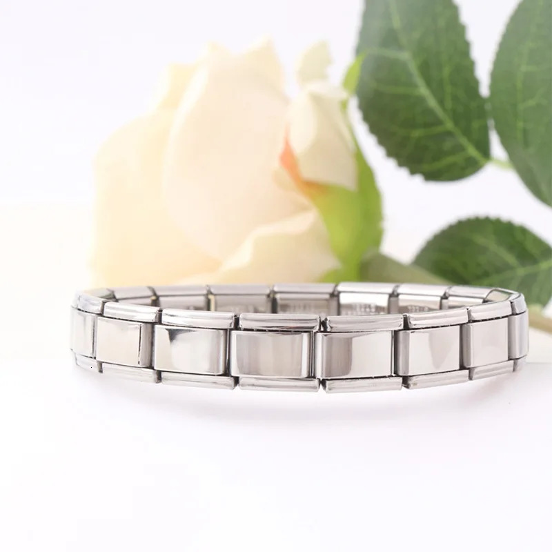 Product Name Moonstone Stainless Steel Carving Bracelet Material Stainless steel Size 17.5 centimeters long Color Steel 250409