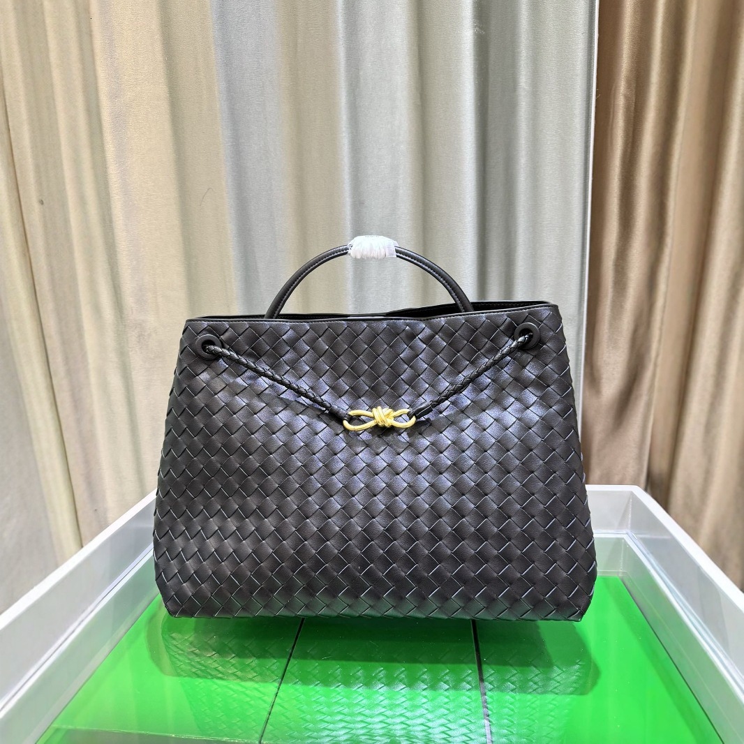 Designer New Woven Leather Tote Bag Genuine Leather Shoulder Designer Handbag Handbag Large Capacity Vintage Cross-border Bag