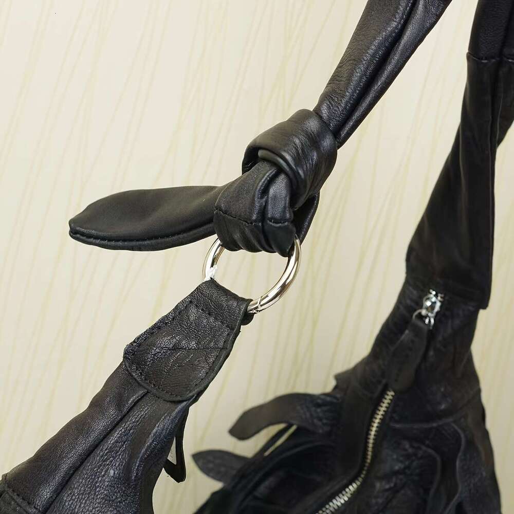 Cross Border Hot Selling Manufacturers Spot Leather Ladies Black Striped Tassels Personality Hobo Shoulder Sheepskin Women Bag