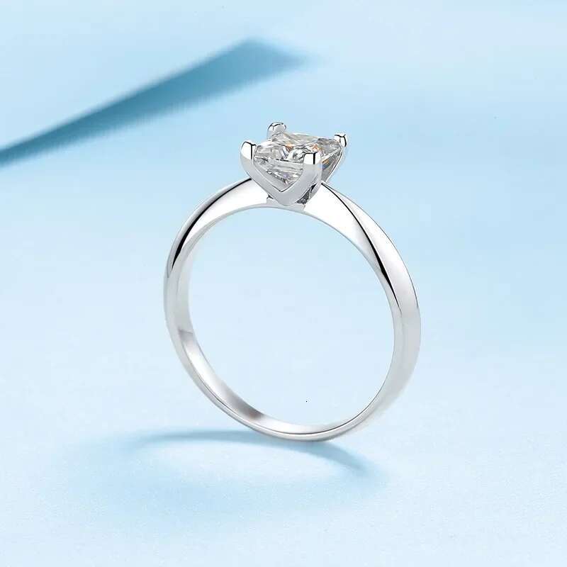 Square Diamond VVS1 1/2 Carat Moissanite Engagement Ring for Women Fine Jewelry Female PT950 Platinum Ring Original Certified