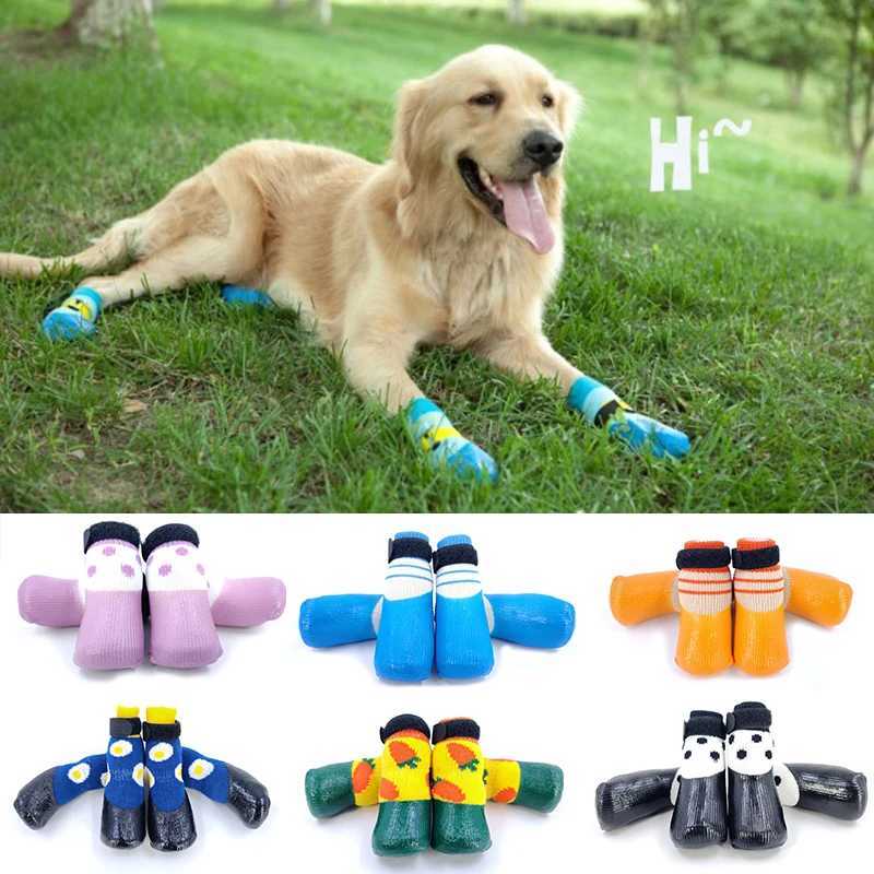 Cute cartoon dog shoes waterproof and anti slip dog shoes rainproof snow boots mini dog shoes rubber T2504010