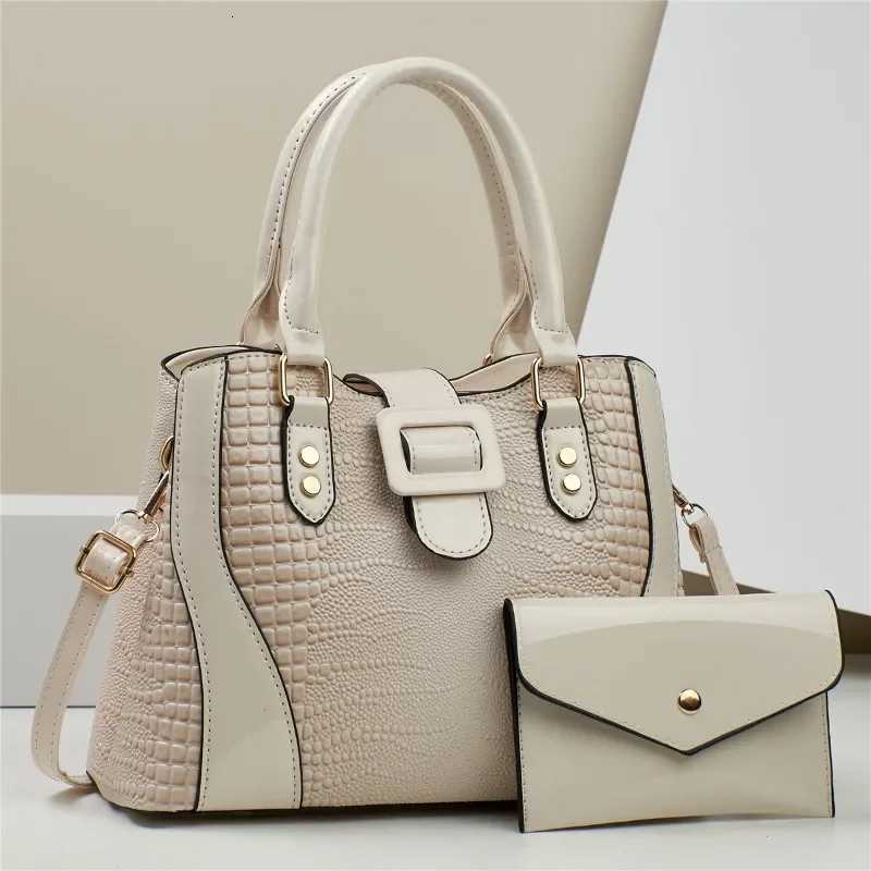 Classic Retro WomenS Handbag Fashionable Versatile Shoulder Bag Luxury Brand Designer Crossbody Bag Large Capacity Tote Bag K251110