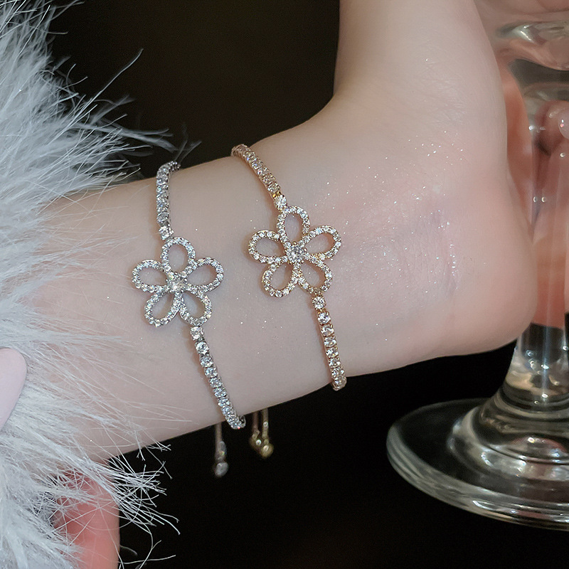 Real Gold Plated Zircon Flower Hollow New Fashionable Elegant Bracelet Vintage Light Luxury Simple Jewelry