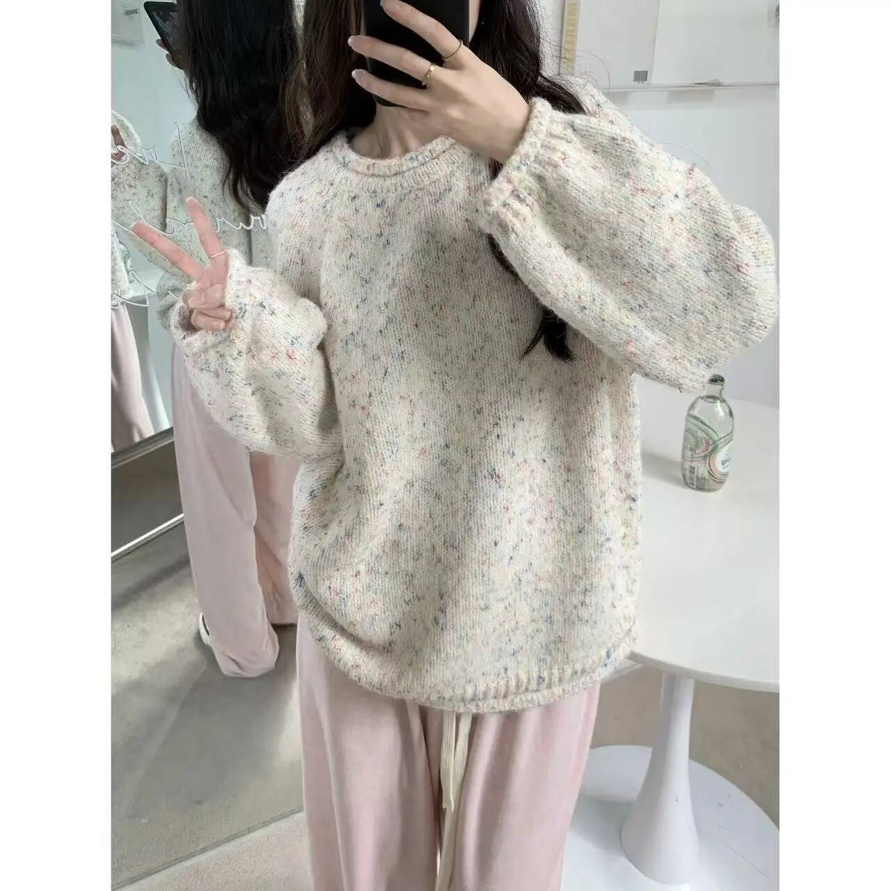 Color Retro Knitted Sweater Curled Edge 2025 Autumn/Winter New Top Lazy Loose Round Neck dongdumaoyi