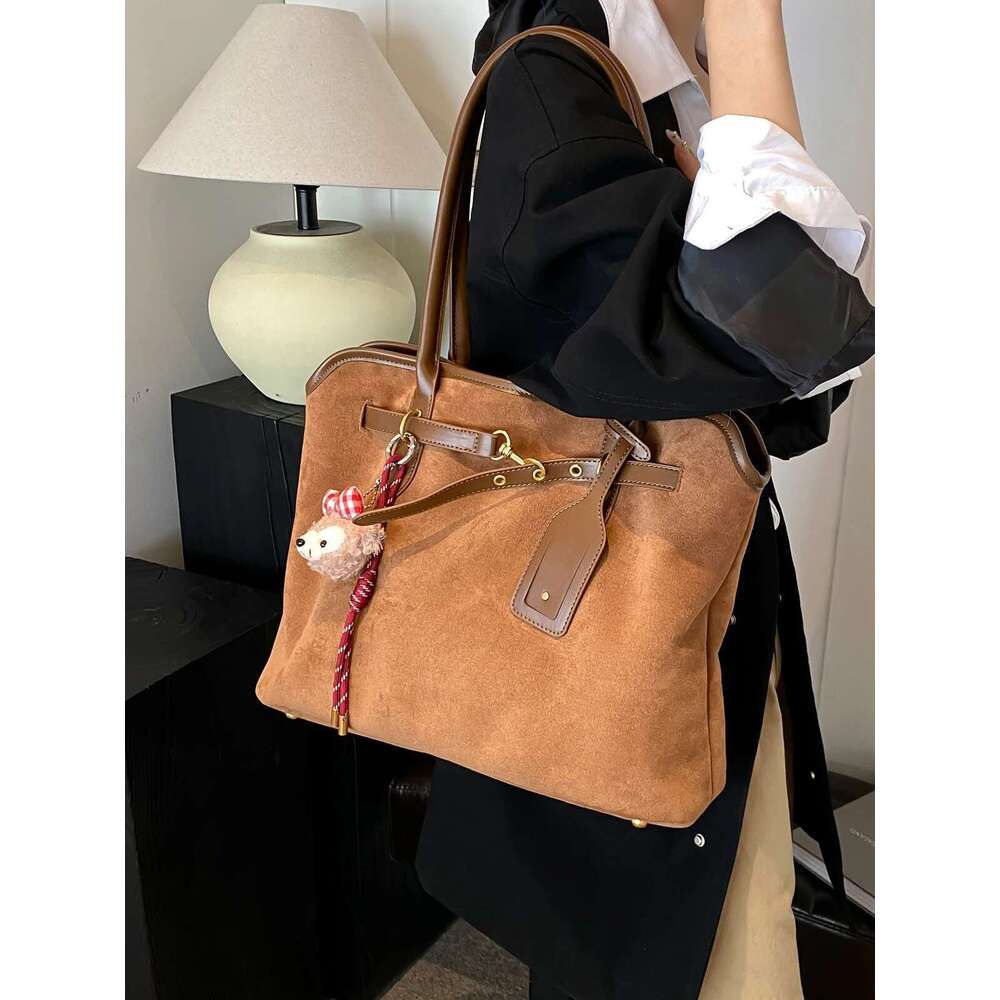 Leisure retro suede female 2024 new autumn/winter large-capacity shoulder portable tote bag