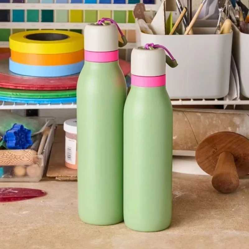 Fashionable cup 18/24oz Stainless Steel Insated Bottle aron Color Series Large Capacity Sports Kettle Outdoor Portable Vacuum Flask Bottle Y251110