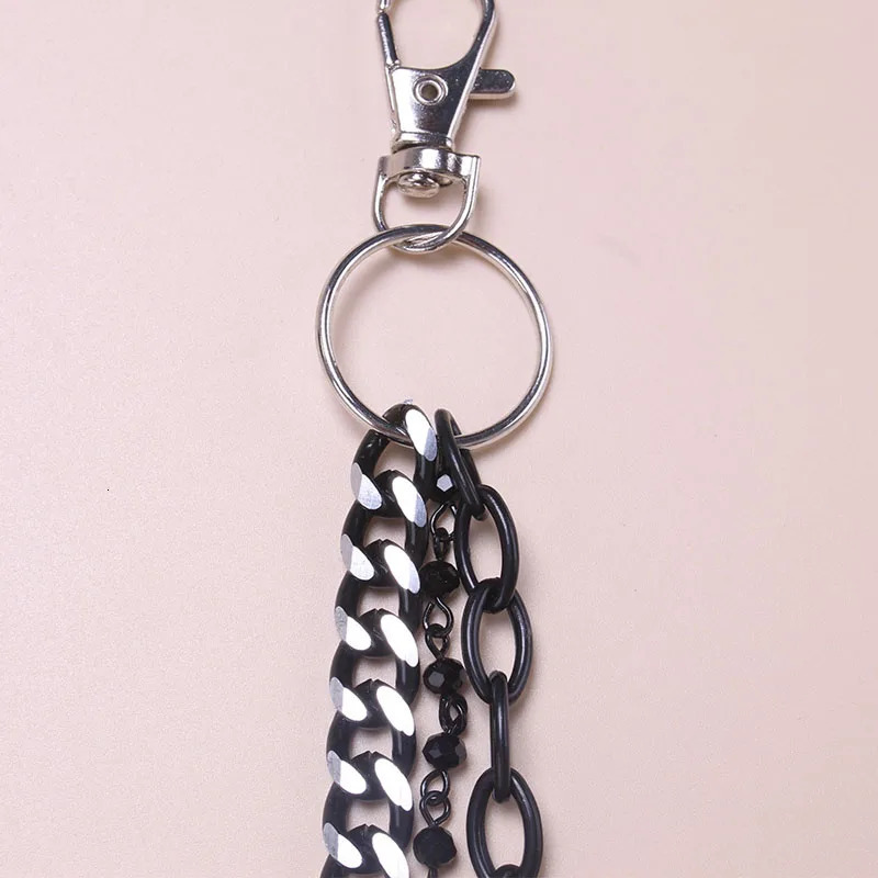 Halloween Gift Keychain Fashion Punk Black Metal Pants Chain Hip Hop Spider Web Pendant Jeans Mens and Womens Accessories 250410