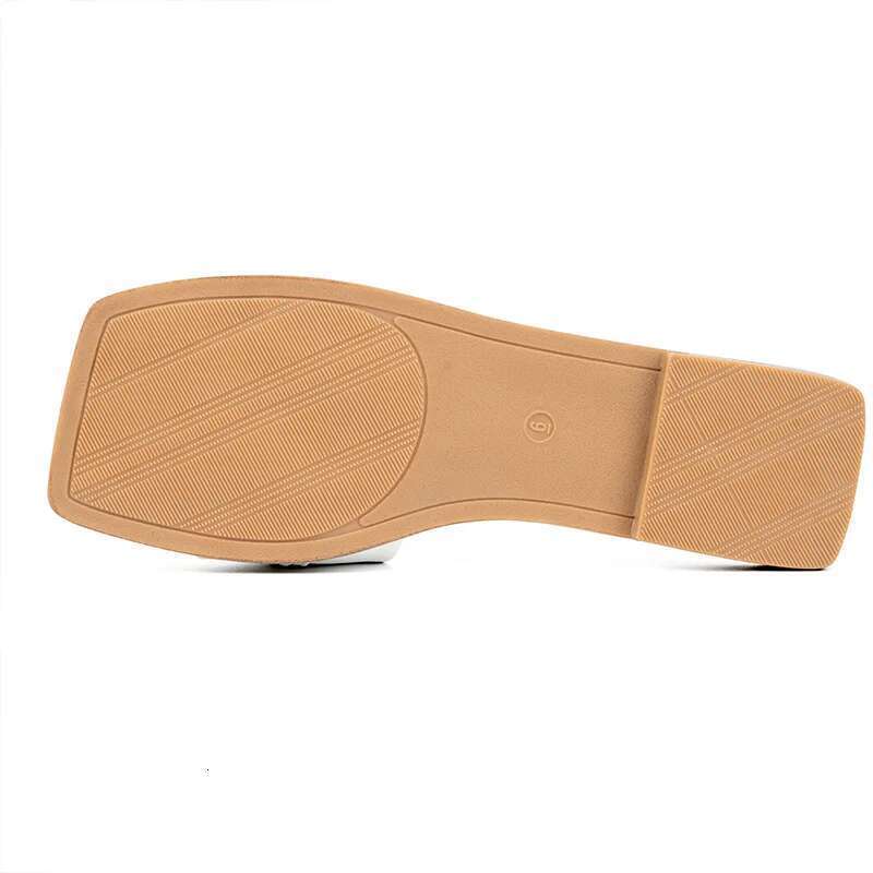 Slippers 2025 Women Fashion Metal Buckle Retro Flat Bottomed Female Flip p Summer Classic Comfort Beach Outdoor Ladies Shoes