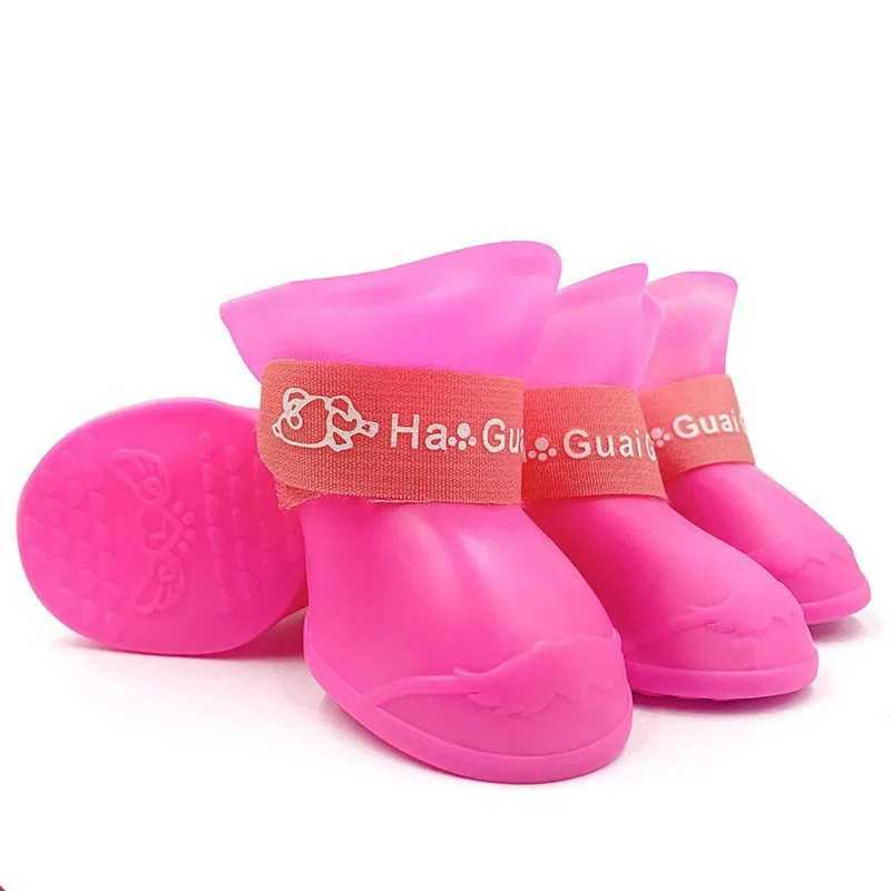 New Arrival Pet silicone rain shoes dustproof anti slip waterproof dog shoes soft soled foot pedals mini dogs Z250410