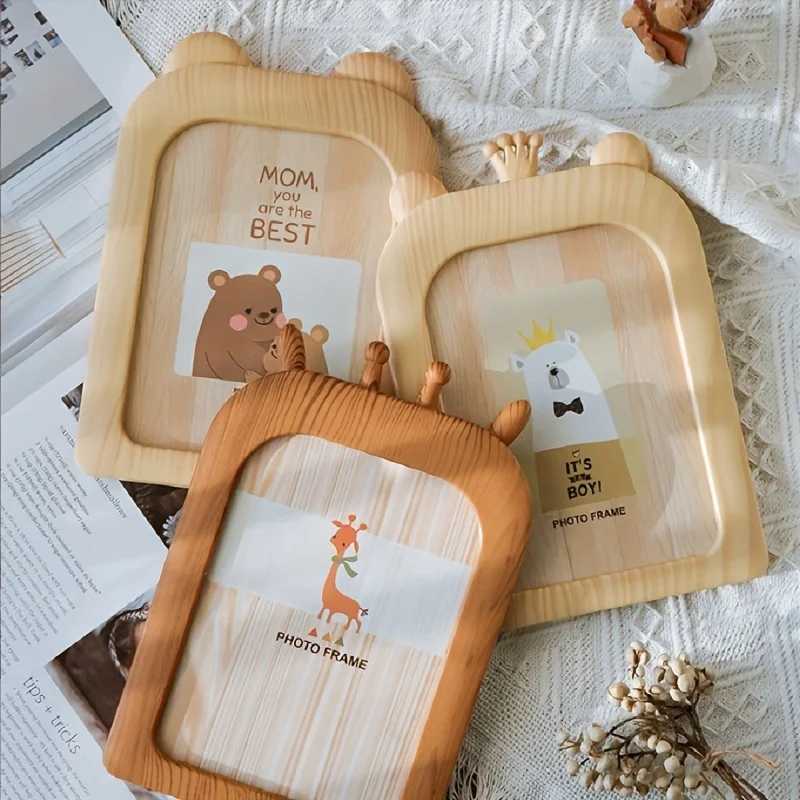 1pc cartoon Instagram style plastic desktop ornament can be hung on the wall imitation wood grain photo frame L251110 H260306