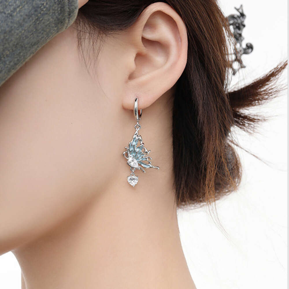 Minimalist INS Blue Butterfly Light Luxury High-End New Ear Clips Original Style Niche Design Earrings for Women