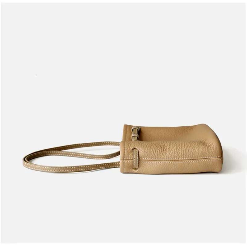 New Ins Chic Leisure String Close Small Flap First Layer Cow Leather Women Crossbody Bag Daily-Use Mini Phone Purse Sier