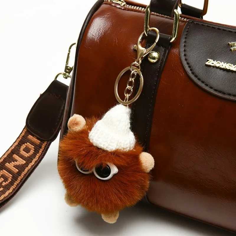 High-end retro bag for women 2025 new autumn and winter versatile portable crossbody bag niche light luxury bowling bag K251110