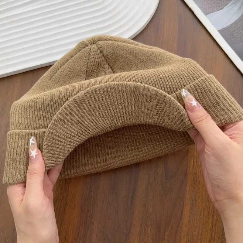 Unisex Warm Knitted Hats 2025 Fashion Thicken Fur Lined Soft Beanie Cap with Brim Thick Winter Knitted Hat for Men WomenXJ251110