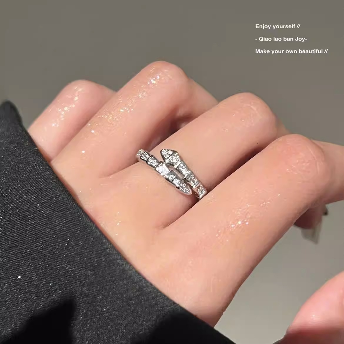 Sparkling Fashion Ring Diamond Snake-shaped Ring Silver Adjustable Ring High-quality Texture Simple Designer Ring Versatile Trendy Cool