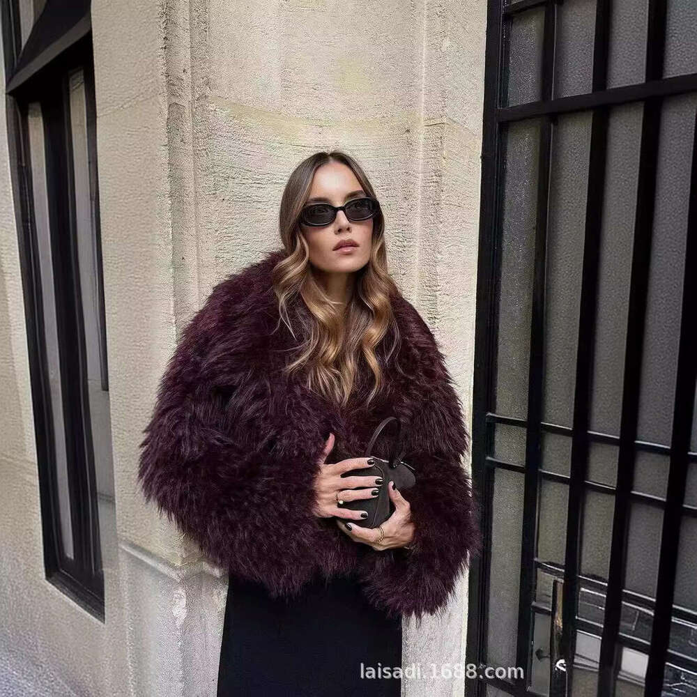 Women's Clothing Autumn Winter New European and American Socialite Fashion Versatile Eco-friendly Faux Fur Short Coat Wholesale