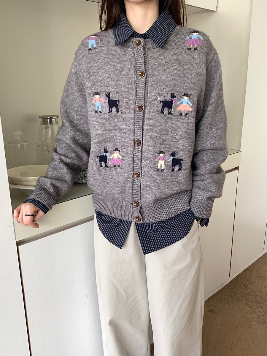 Cardigan sweater women's 2025 autumn and winter new Korean designer lazy loose slimming versatile button round neck knitted jacket