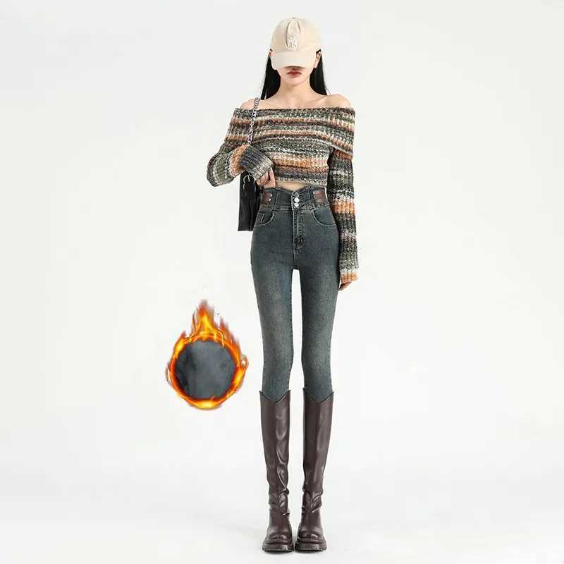 High Waist New Womens Fleece Jeans Winter Warm Thermal Slim Blue Black Fashionable Casual Velvet Elastic Pencil Denim Trousers C251110