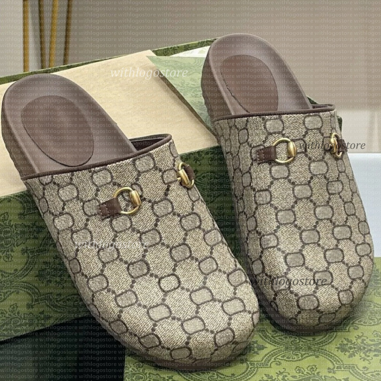 Designers Clogs Sandals Luxury Slippers Slide Women Ladies Rubber Hollow Platform Sandals Flip Flops Scuffs Lovely Sunny Beach Shoes