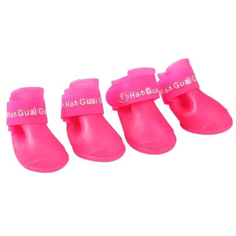 4 pieces/batch S/M/L pet dog rain shoes for dog boots rubber portable anti slip pet dog cat rain shoes T2504010