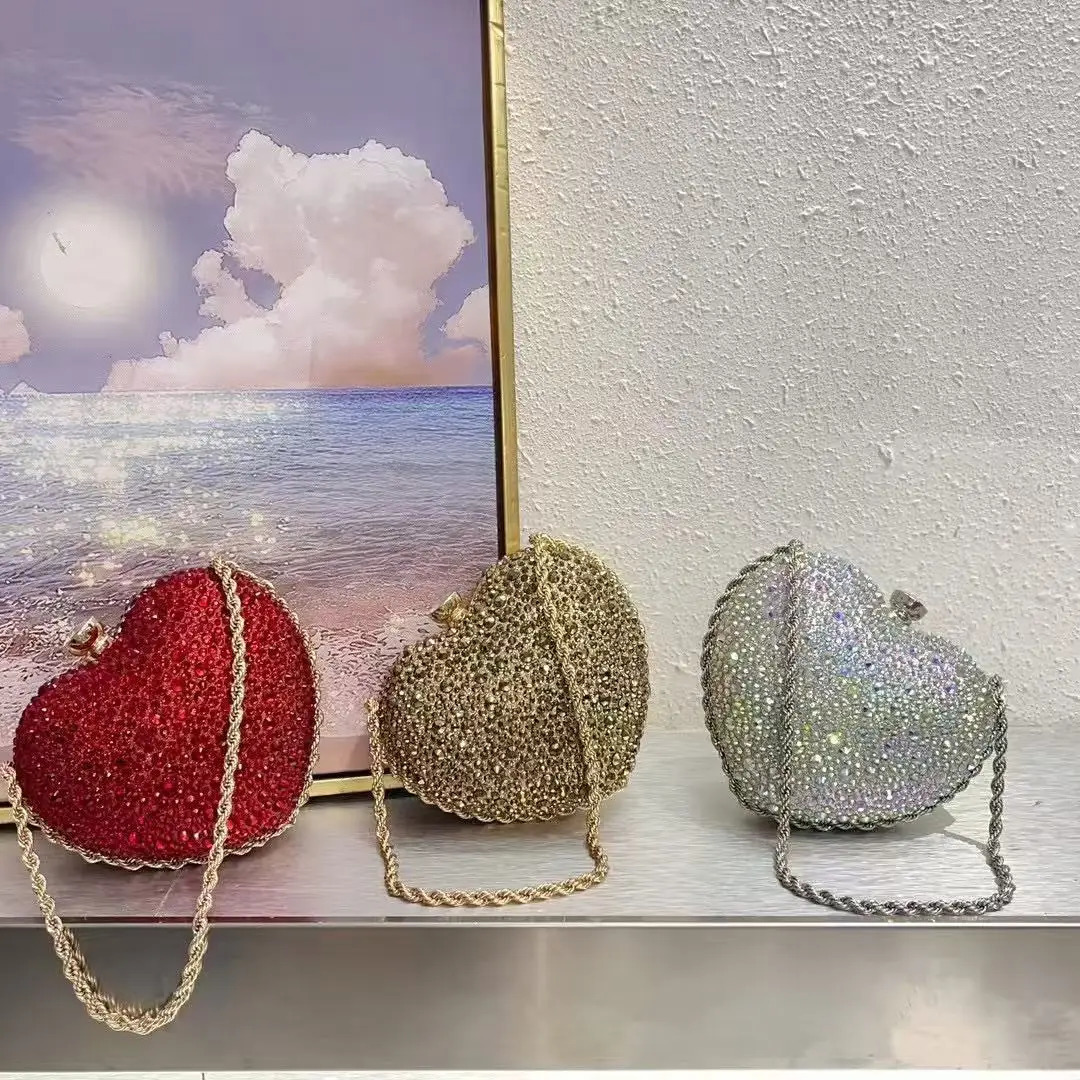 Glitter Shiny Heart-Shaped Clutch Purse Wedding Party Exquisite Mini Bag Women Handbag Luxury Diamond Evening Bag Shoulder Bag R251110
