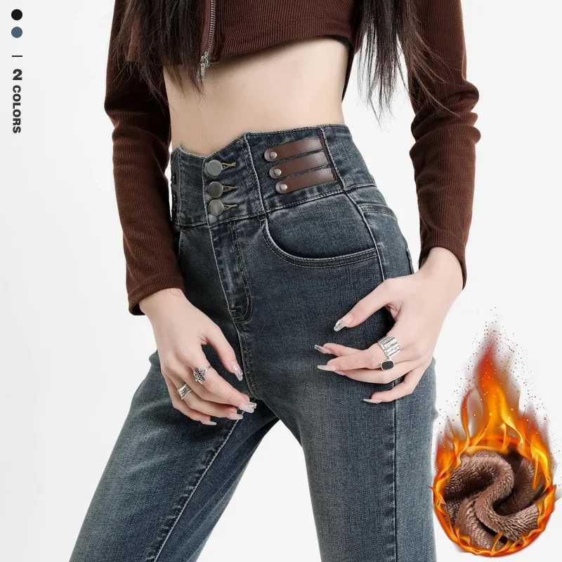 Winter Warm Jeans Womens Fleece Thickened Stretch Skinny Pencil Pants High Waist Slim Fashion Korean velvet Jeans Black Blue C251110