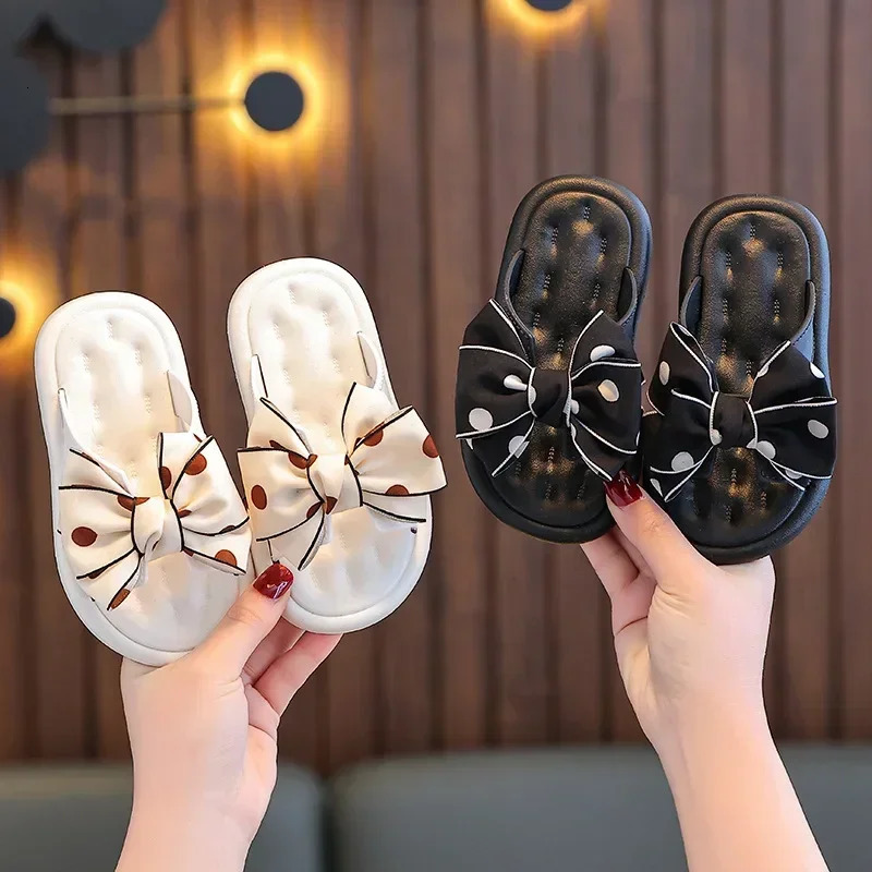 Summer childrens slider girl princess bow anti slip soft bottom slider 250409