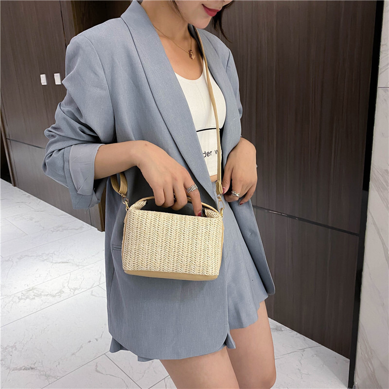 Woven Korean Style Summer New Straw Handbag Fashion Handheld Women's Trendy Versatile Shoulder Crossbody Bag