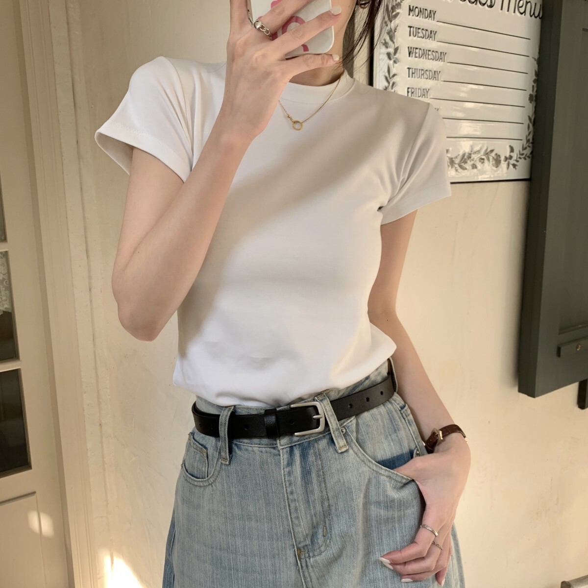 2025S Designer Women S T Shirt Spicy Girl Shoulder Length Short Sleeved T Shirt For Women In Summer Slim Fit Basic Style Base Shirt Top Ins Trend