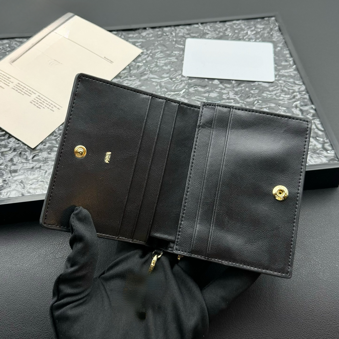 Genuine leather flip-top wallet card case with diamond-shaped design, a classic and fashionable multi-layer accordion-style card holder coin purse