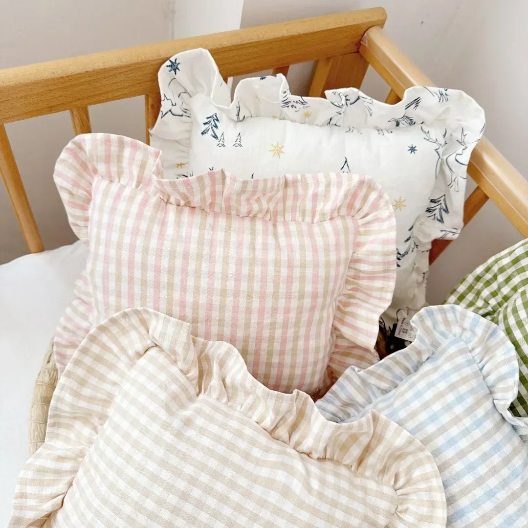 Nordic Style Cotton Baby Small Pillow 28x34cm with Ruffles Muslin Kids Cushion Baby born Bedding Pillows Cushions Room 251104