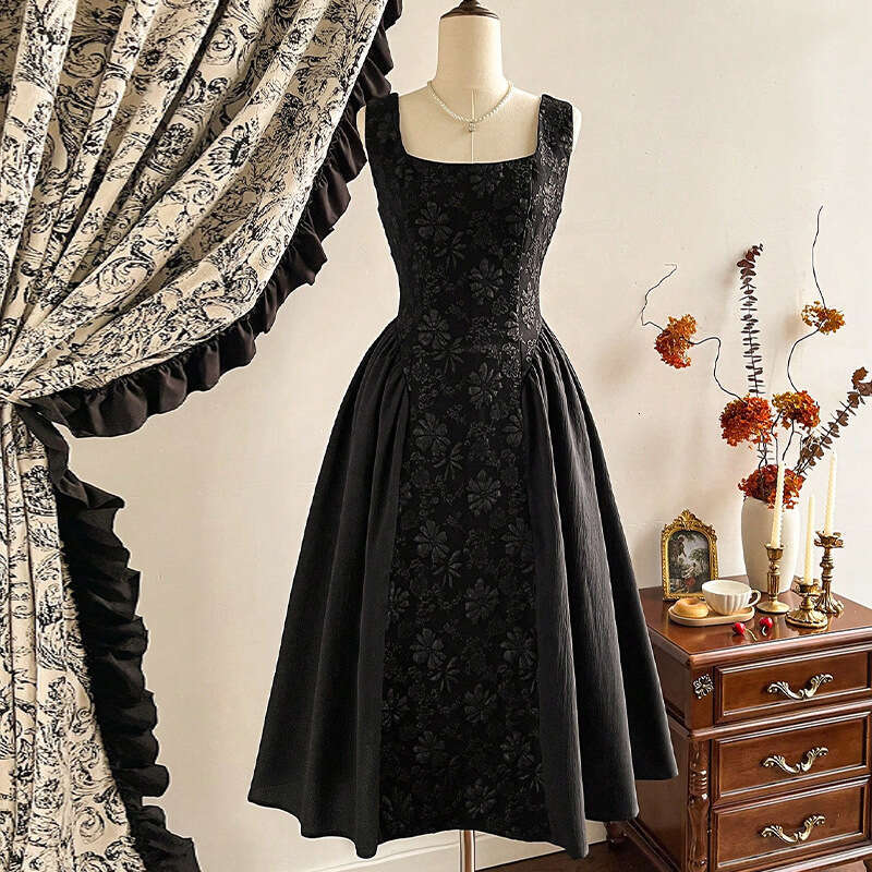 Rui Chuo Cross-Border Foreign Trade French Elegant Style 2025 Autumn Design Embossed Tank Mid-Length Dress for Women