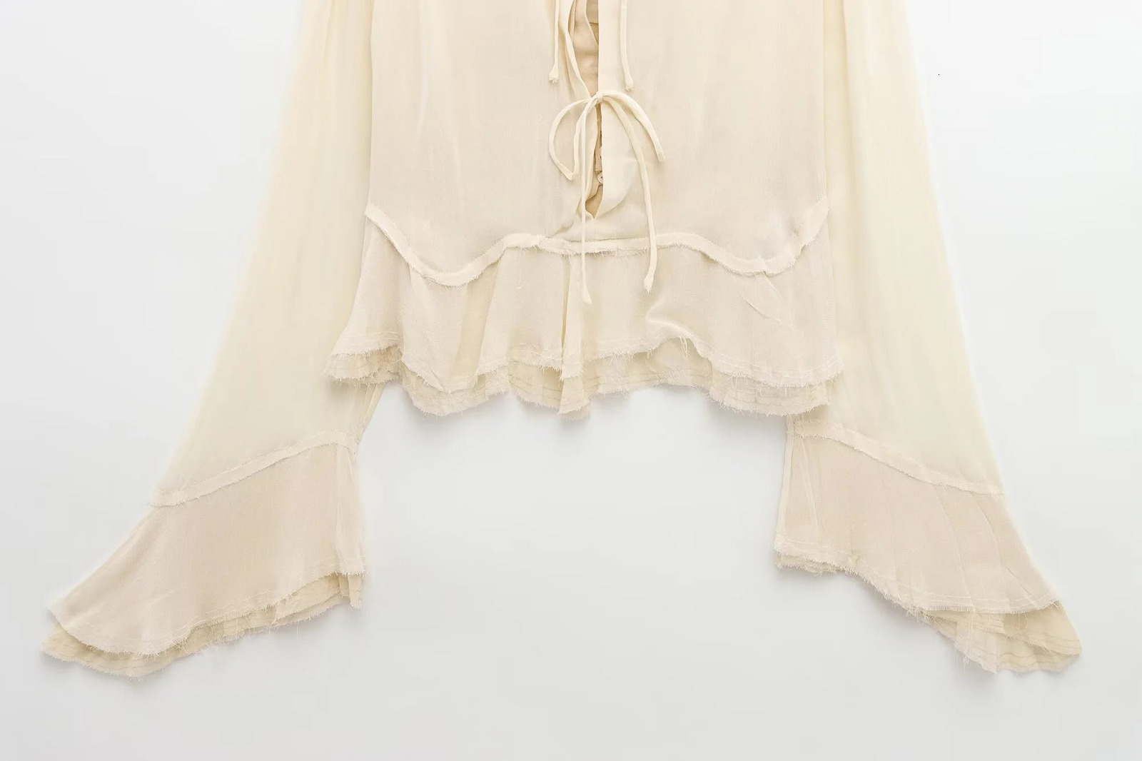 Long Sleeved Shirt Womens Summer Style Sweet And Youthful Temperament Lace Up Sunscreen Small Cardigan Top 250410