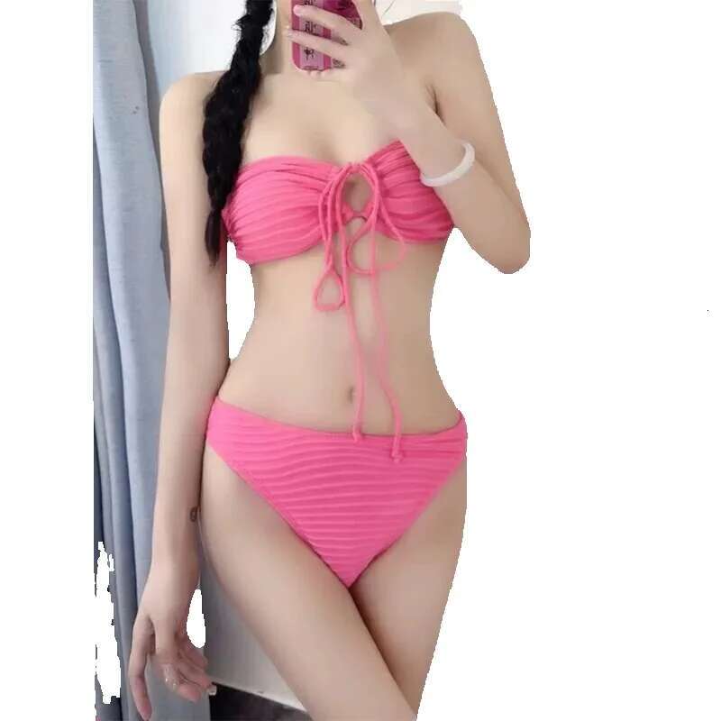 Women's three piece swimsuit, bikini, beachwear, triangle, sexy, high-end, white, red, warm spring