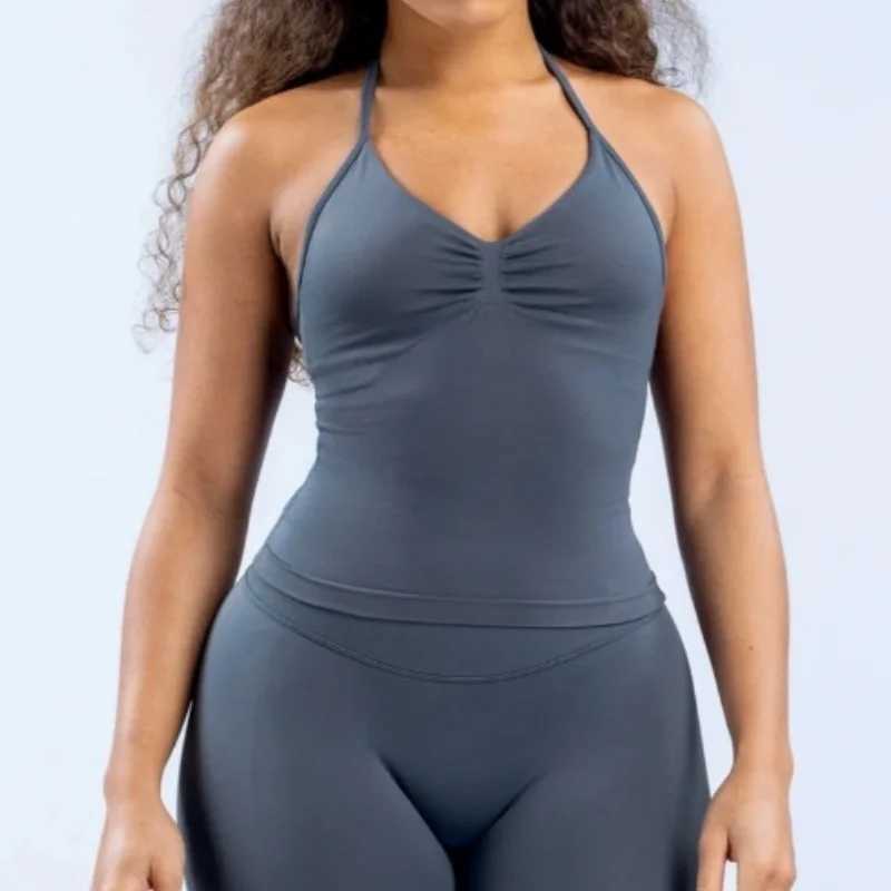 Impact long shoulder strap gym top backless gym outfit womens Scrunch built-in bra yoga vest top with detachable cupXJ250410