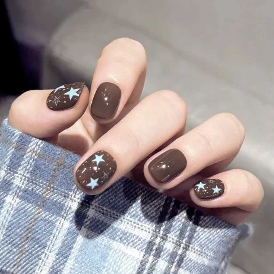 Y2K Black and White Star Man Fake Nails Complete Set of Short Fake Nails Detachable and Pressed on Nails W250410