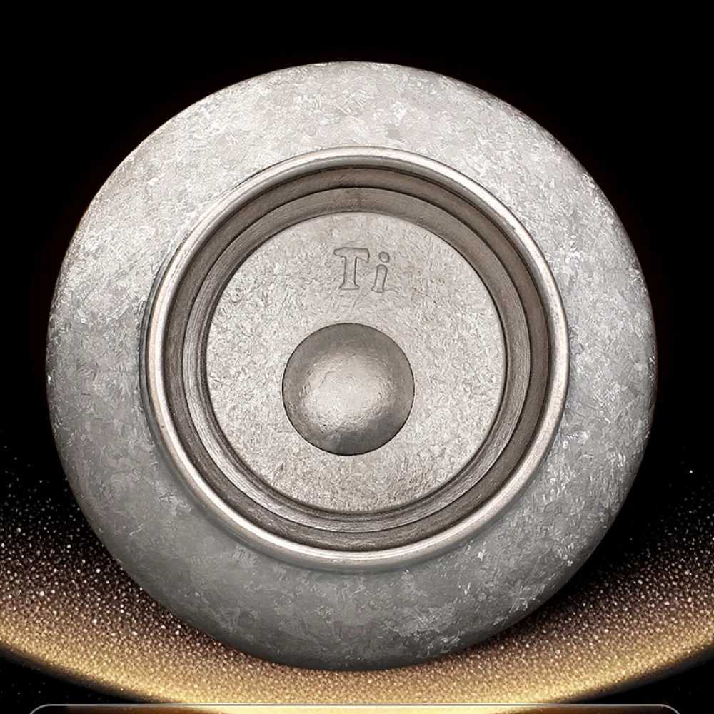 Fashionable cup Titanium Thermal 500ML Insated Water Bottle Vaccum Cup Portable Travel Sport Bottle For Camping Y251110