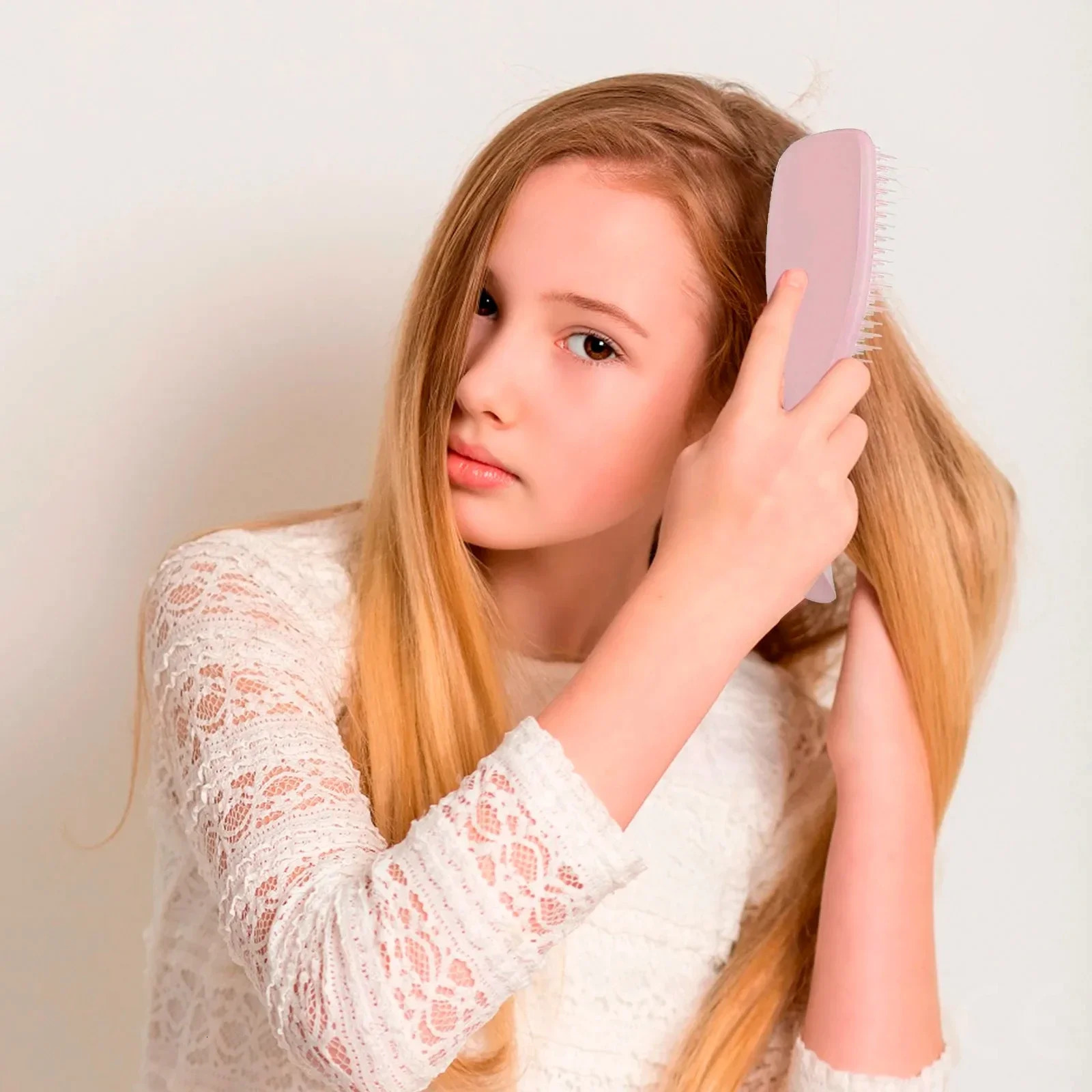 Hair Brush Detangling Brush Scalp Massage Hair Comb Women Detangle Hairbrush for Styling Curly Hairdressing Salon Care Tool 251107